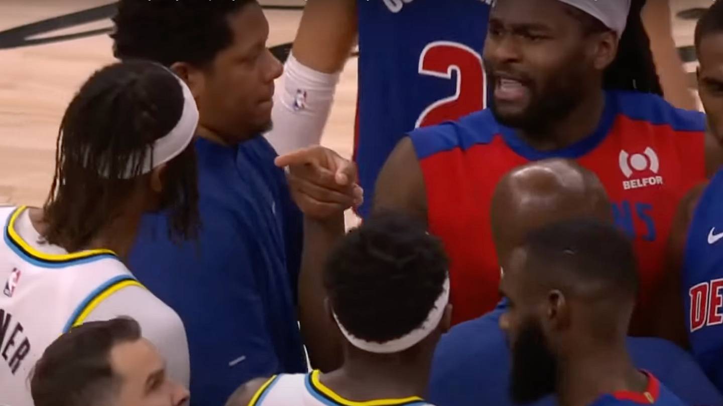 Isaiah Stewart Hit Myles Turner With a Devastating Burn During ...