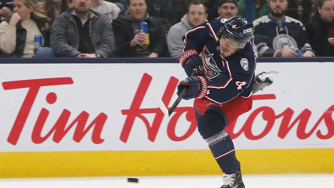 Feb 25, 2025; Columbus, Ohio, USA; Columbus Blue Jackets center Cole Sillinger (4) shoots against the Dallas Stars during the second period at Nationwide Arena. Mandatory Credit: Russell LaBounty-Imagn Images