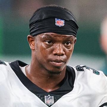 Grayland Arnold played a season with the Philadelphia Eagles and three with the Houston Texans. He was signed by the Atlanta Falcons on Saturday.