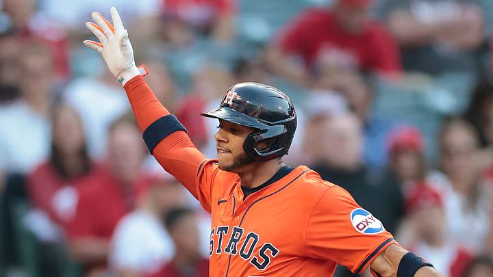 Houston Astros v Los Angeles Angels