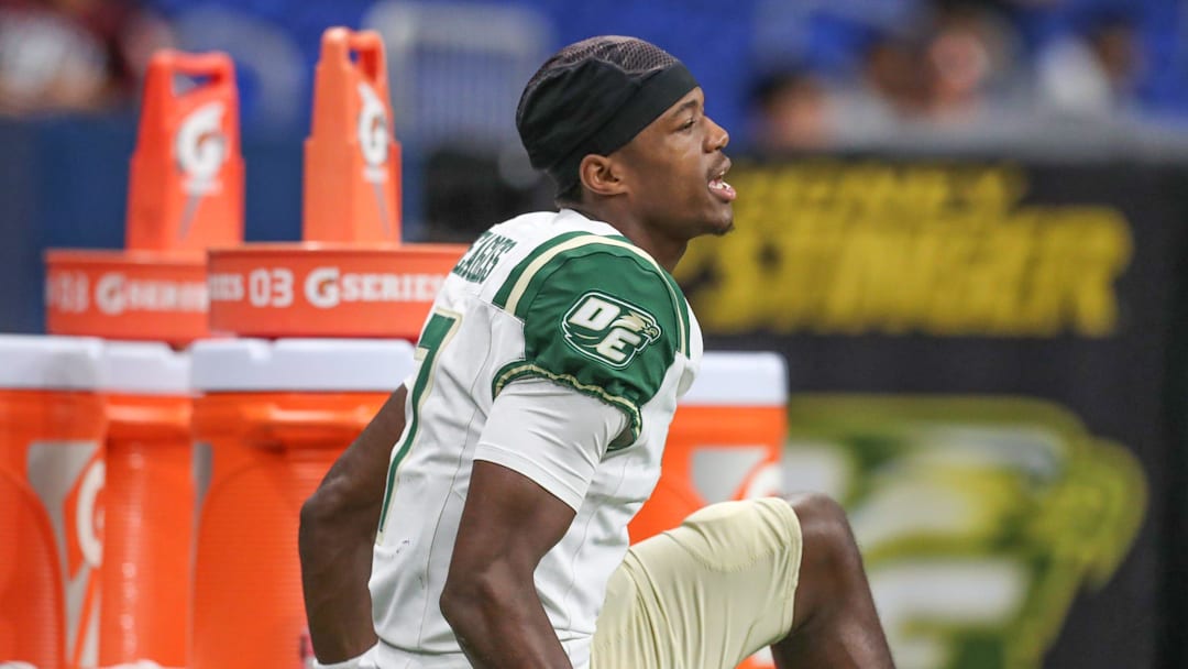 DeSoto's Ethan Feaster warms up after halftime during Friday's game at the Alamodome on Sept. 13, 2024, in San Antonio, Texas.