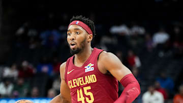 Cleveland Cavaliers v Detroit Pistons
