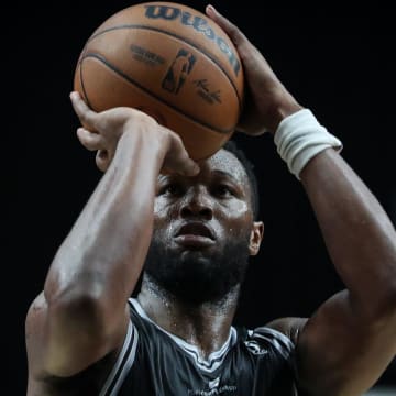 Austin Spurs' RaiQuan Gray shoots a free-throw during a game on Sunday, March 10, 2024, at American Bank Center in Corpus Christi, Texas.