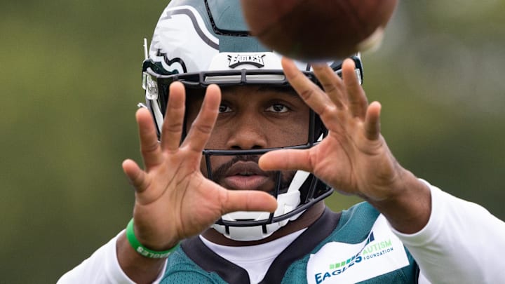 Former Philadelphia Eagles running back Boston Scott (35) catches a ball during training camp at NovaCare Complex.