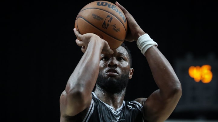 Austin Spurs' RaiQuan Gray shoots a free-throw during a game on Sunday, March 10, 2024, at American Bank Center in Corpus Christi, Texas.