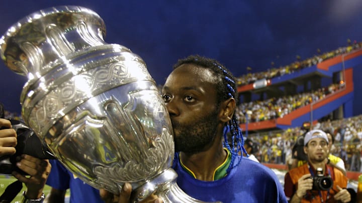 Brazil´s footballer Vagner Love kisses t