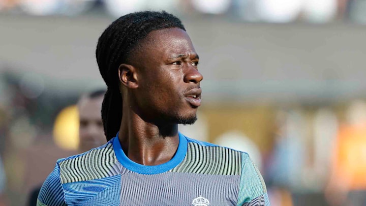 Quel avenir pour Eduardo Camavinga au Real Madrid ? Quel avenir pour Eduardo Camavinga au Real Madrid ?