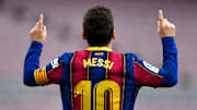 Messi estreou oficialmente em 2004 pelo Barcelona, jogou por 21 anos e é o maior artilheiro do clube catalão