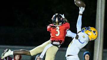 Five-star WR Calvin Russell announces on Saturday. It's anybody's guess which way the Syracuse football target is leaning.