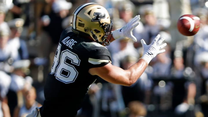 Purdue Boilermakers tight end Max Klare (86) catches a pass 