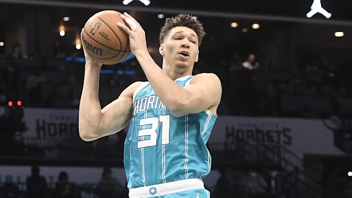 Charlotte Hornets, Tidjane Salaun