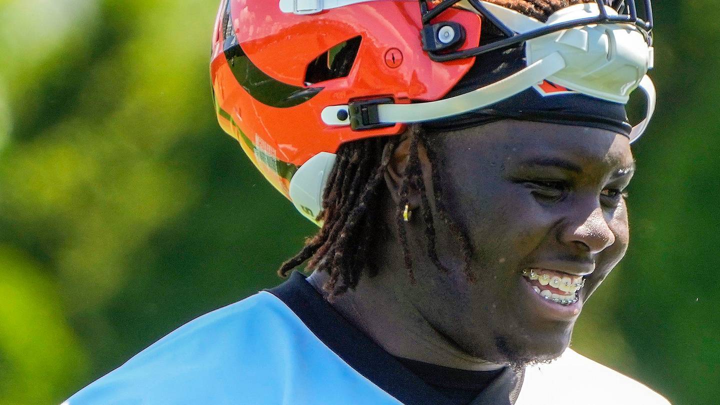 Georgia Football OT Amarius Mims Still Yet to Sign Contract with Cincinnati Bengals