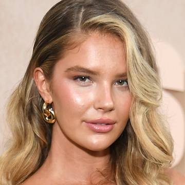Everything to Know About Ellie Thumann, Returning 2025 SI Swimsuit Model