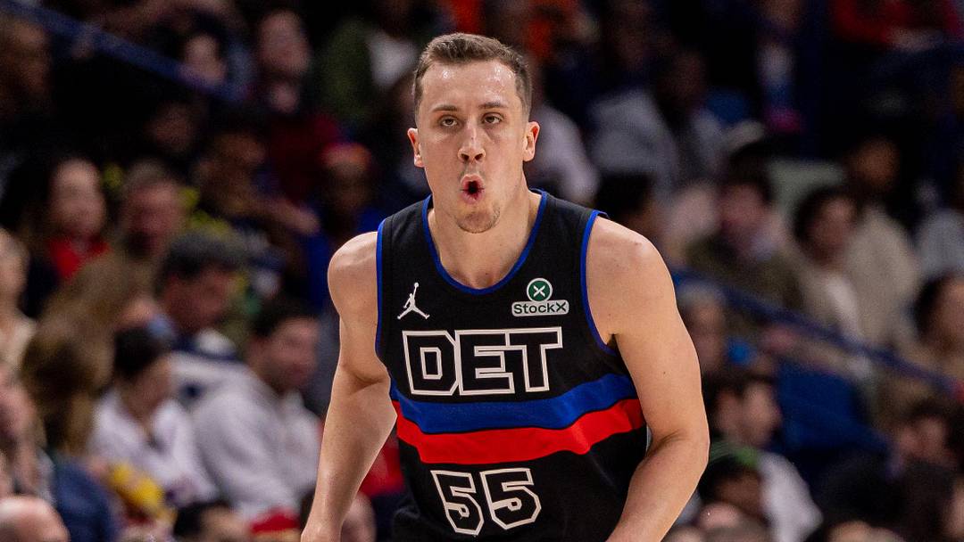 Jan 21, 2026; New Orleans, Louisiana, USA; Detroit Pistons forward Duncan Robinson (55) reacts to a play against the New Orleans Pelicans during the second half at Smoothie King Center. Mandatory Credit: Stephen Lew-Imagn Images Jan 21, 2026; New Orleans, Louisiana, USA; Detroit Pistons forward Duncan Robinson (55) reacts to a play against the New Orleans Pelicans during the second half at Smoothie King Center. Mandatory Credit: Stephen Lew-Imagn Images