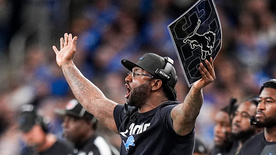 Lions defensive coordinator Kelvin Sheppard