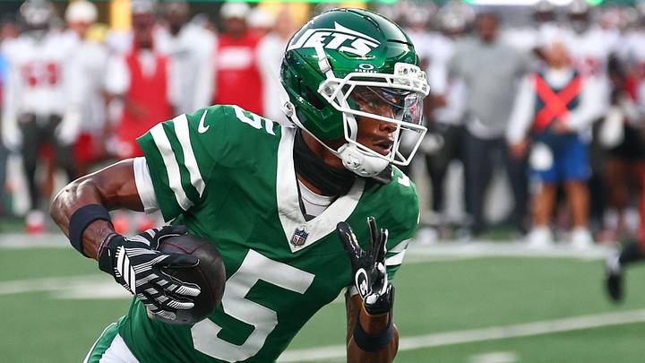New York Jets wide receiver Garrett Wilson (5)