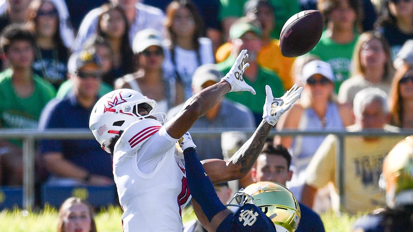 Michigan Football offers 2024 breakout WR in transfer portal