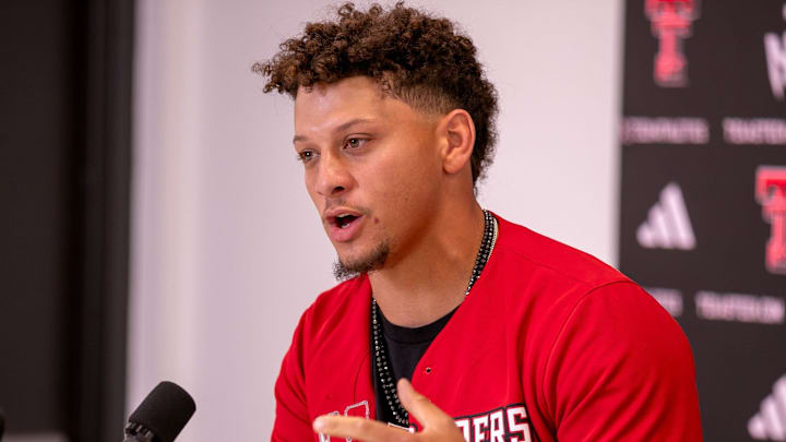 Texas Tech alum and Kansas City Chiefs quarterback Patrick Mahomes attends a press conference.