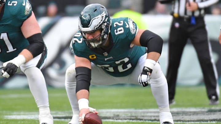 Kelce lined up before a snap against the Arizona Cardinals at Lincoln Financial Field.