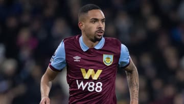 Vitinho começou a temporada 2024/25 como titular do Burnley, que disputa a segunda divisão inglesa