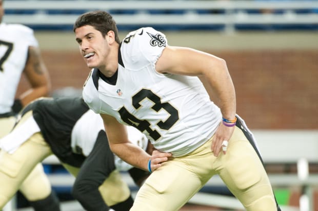 Vinnie Sunseri gets loose for the New Orleans Saints during his NFL playing career. 