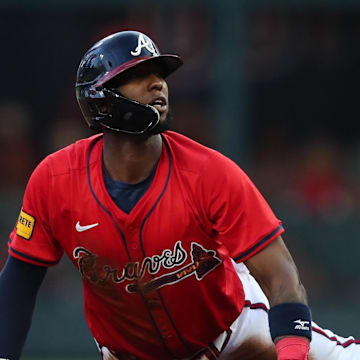 Atlanta Braves left fielder Jurickson Profar made a highlight reel catch in Saturday's doubleheader.