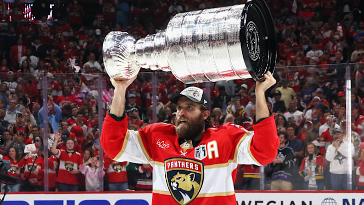 Aaron Ekblad chose the Florida Panthers by giving the club a hometown discount this summer.