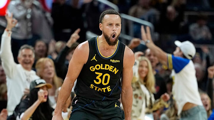 Phoenix Suns v Golden State Warriors