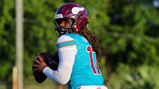 Miami Norland quarterback Ennior Yapoor