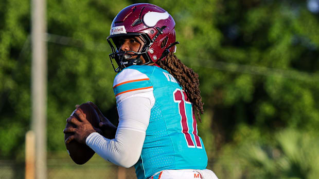 Miami Norland quarterback Ennior Yapoor