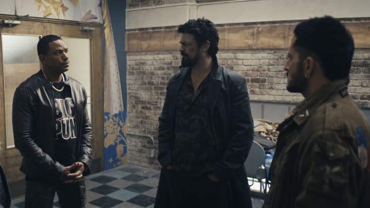 Laz Alonso (Mother's Milk), Karl Urban (Billy Butcher), Tomer Capone (Frenchie) in The Boys season 4