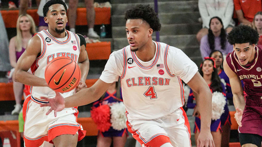 Clemson is hoping to snap a four-game losing streak on Saturday against Louisville.