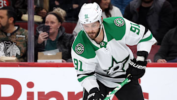 Dallas Stars v Chicago Blackhawks