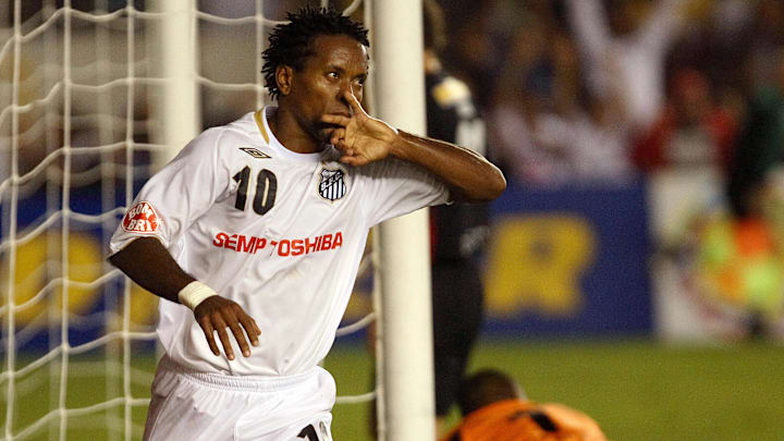 Zé Roberto conquistou títulos por Santos e Palmeiras Zé Roberto conquistou títulos por Santos e Palmeiras