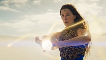 Moiraine Damodred (Rosamund Pike) in The Wheel of Time season 3. Image: Prime Video.