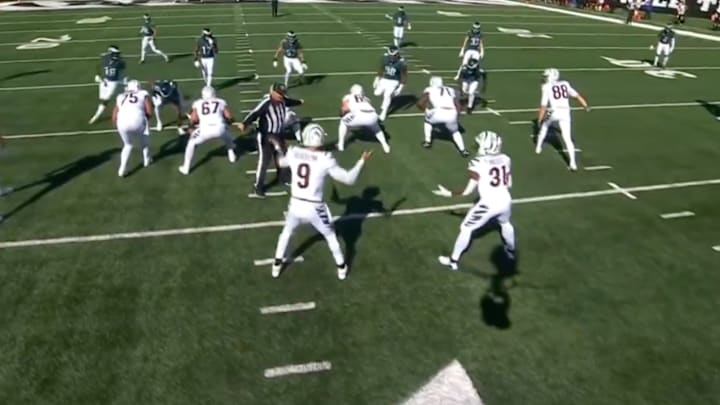 Joe Burrow was quite unhappy with the refs Joe Burrow was quite unhappy with the refs