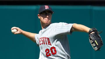Minnesota Twins vs Cleveland Indians - April 16, 2005