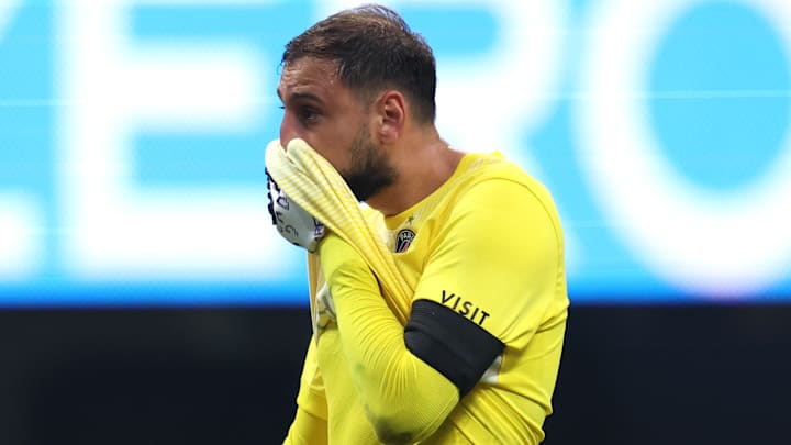 Gianluigi Donnarumma a blessé sans faire exprès Jamal Musiala. Gianluigi Donnarumma a blessé sans faire exprès Jamal Musiala.