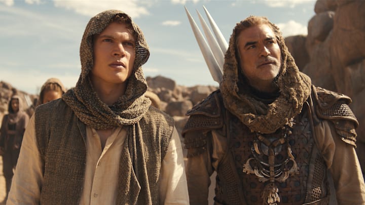 Daniel Henney (Lan), Josha Stradowski (Rand), and Björn Landberg (Rhuarc) in The Wheel of Time season 3. Image: Prime Video.