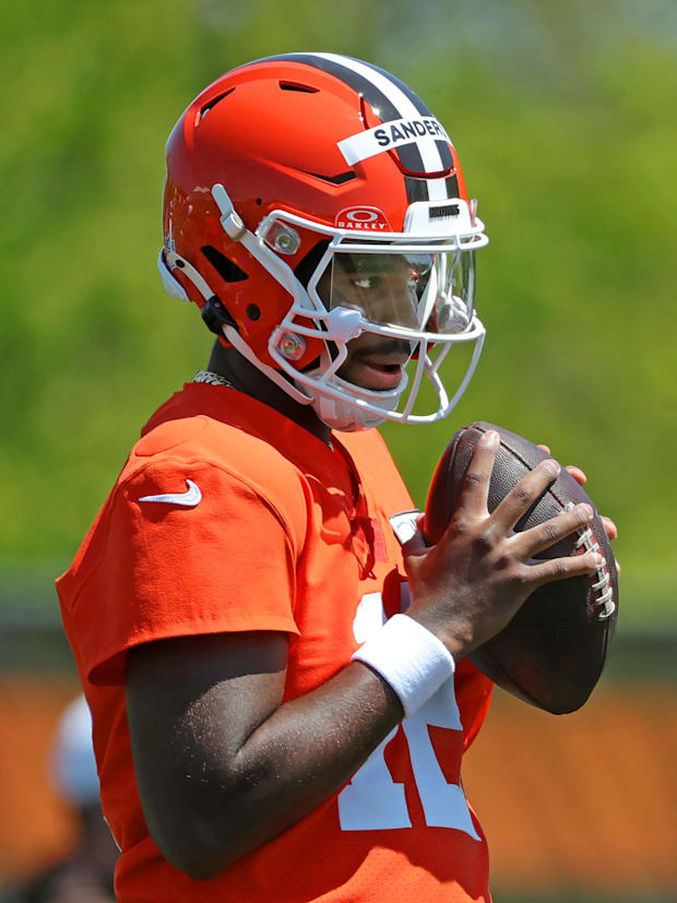 Shedeur Sanders Gains Momentum in Cleveland Browns' Quarterback Battle