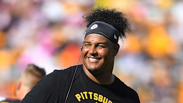 Denver Broncos v Pittsburgh Steelers
