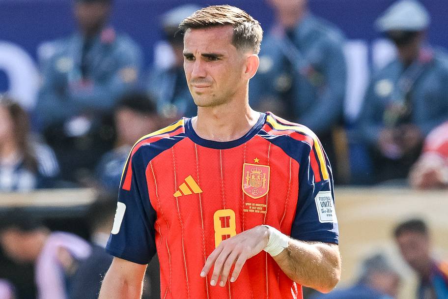 Fabián Ruiz in action for Spain at the 2026 World Cup.