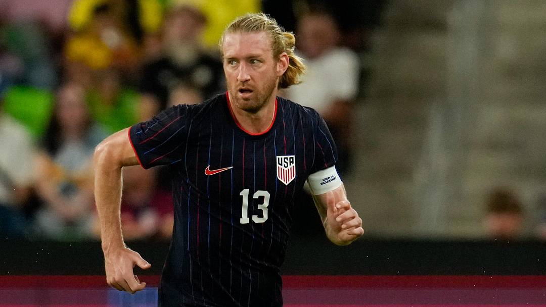 Oct 10, 2025; Austin, Texas, USA; United States defender Tim Ream (13) moves the ball during the second half at Q2 Stadium.
