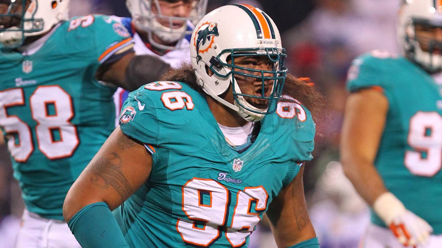 Number 96 and the Three Miami Dolphins Who Wore It Best - Vimarsana News