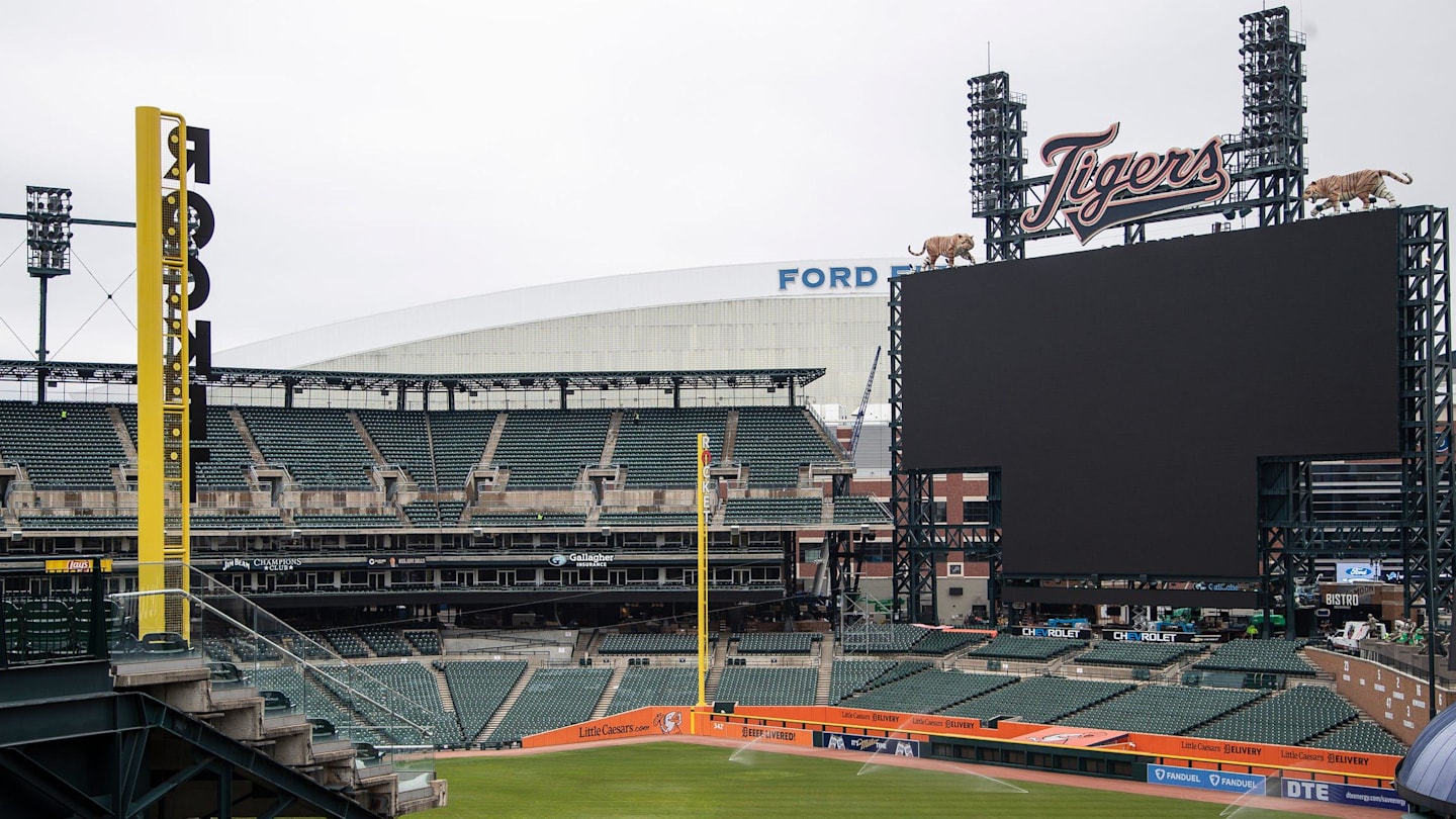 Detroit Tigers Replace Iconic Scoreboard Sign with Comerica Park Branding