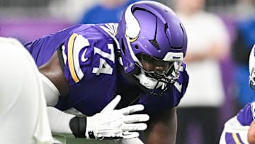 Minnesota Vikings LT Cam Robinson