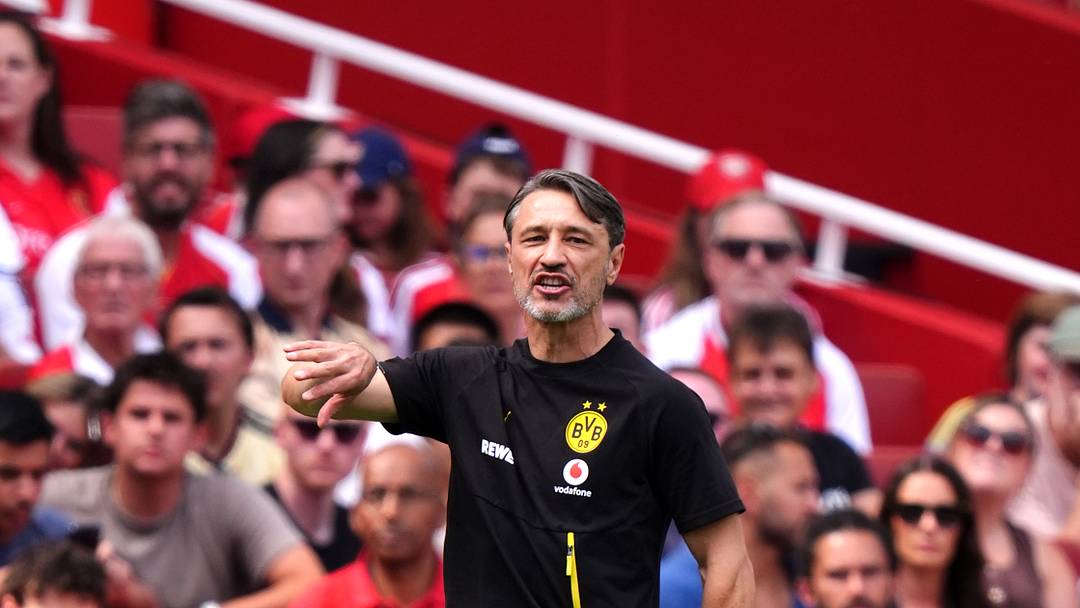 Arsenal v Borussia Dortmund - Emirates Cup - Emirates Stadium