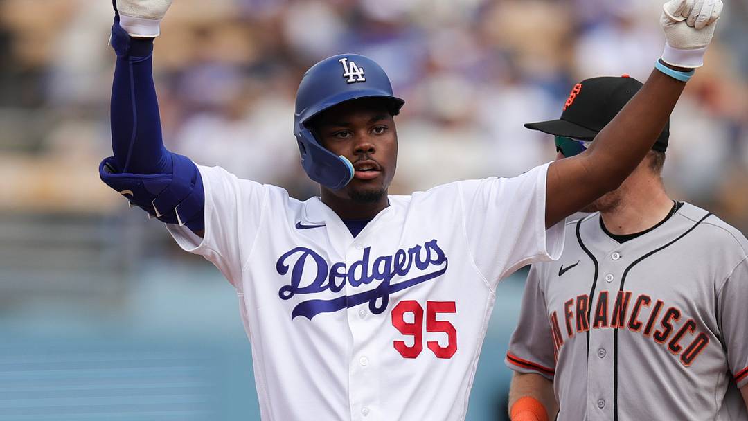 San Francisco Giants v Los Angeles Dodgers