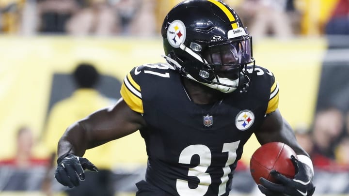 Aug 9, 2024; Pittsburgh, Pennsylvania, USA;  Pittsburgh Steelers running back Daijun Edwards (31 returns a kick-off against the Houston Texans during the third quarter at Acrisure Stadium. Mandatory Credit: Charles LeClaire-USA TODAY Sports