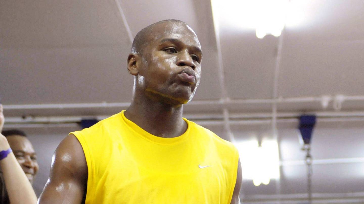 Eddie Hearn Reveals Floyd Mayweather’s Legendary Training Routine